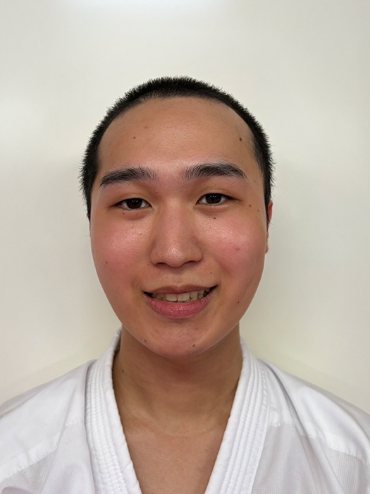 「形」強化選手